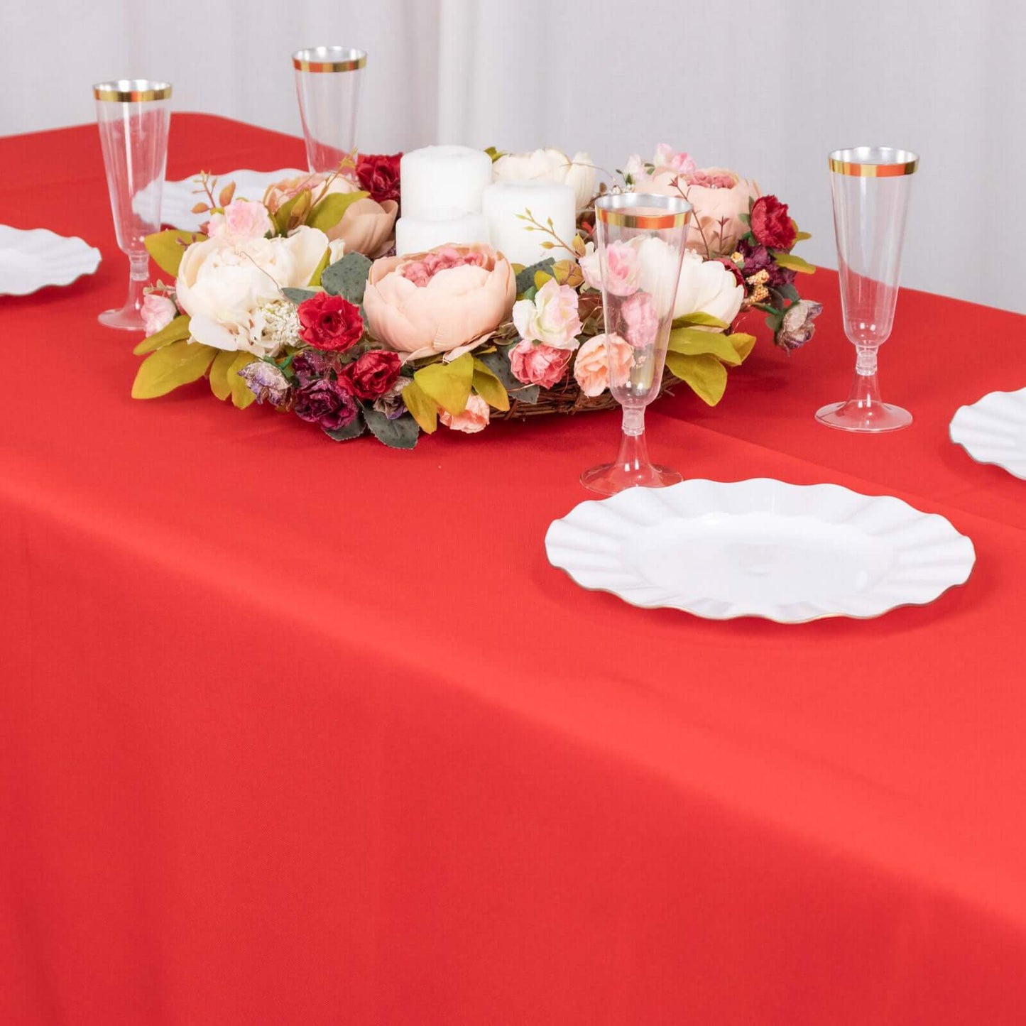 Premium Polyester 60"x102" Rectangle Tablecloth Red - Durable 220GSM Wrinkle-Resistant Table Cover