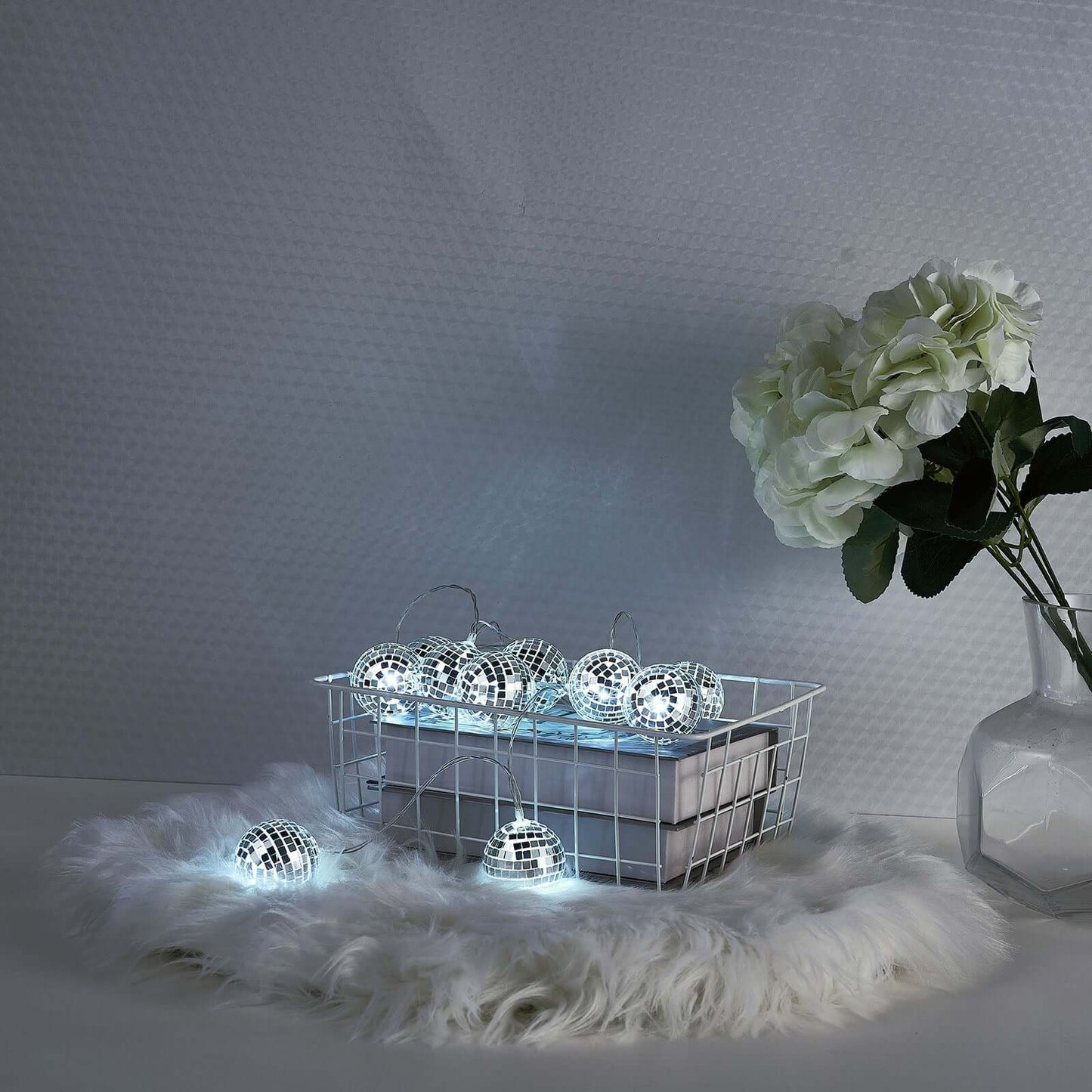 10 LED String Light Garland Silver Disco Mirror Ball Cool White - Battery Operated Decorative Lighting 6ft