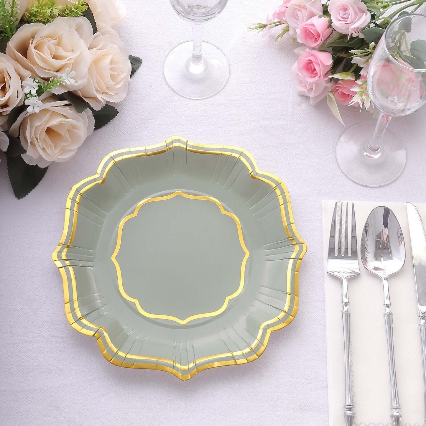 25-Pack Paper Dessert Plates in Sage Green with Gold Scallop Rim - Disposable 300GSM Appetizer Salad Plates 8"