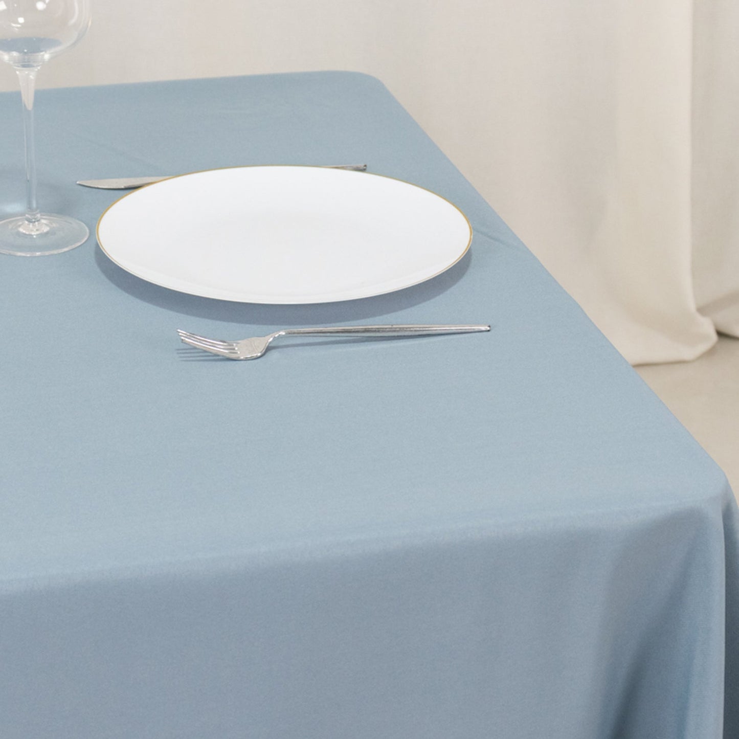 Polyester 108" Round Tablecloth Dusty Blue - Wrinkle-Resistant Table Cover