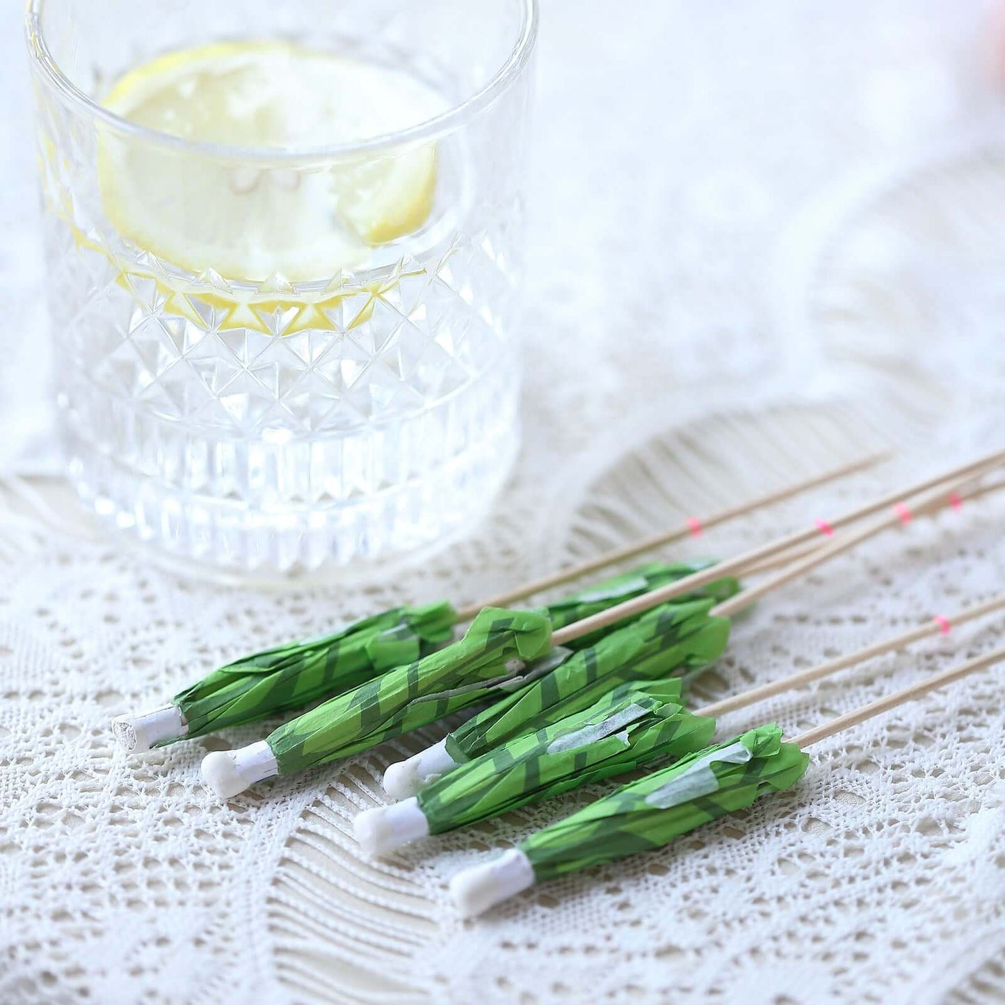 50-Pack Bamboo Cocktail Picks Tropical Leaf Parasol Design Green - Eco Friendly Disposable Drink Stick 6"