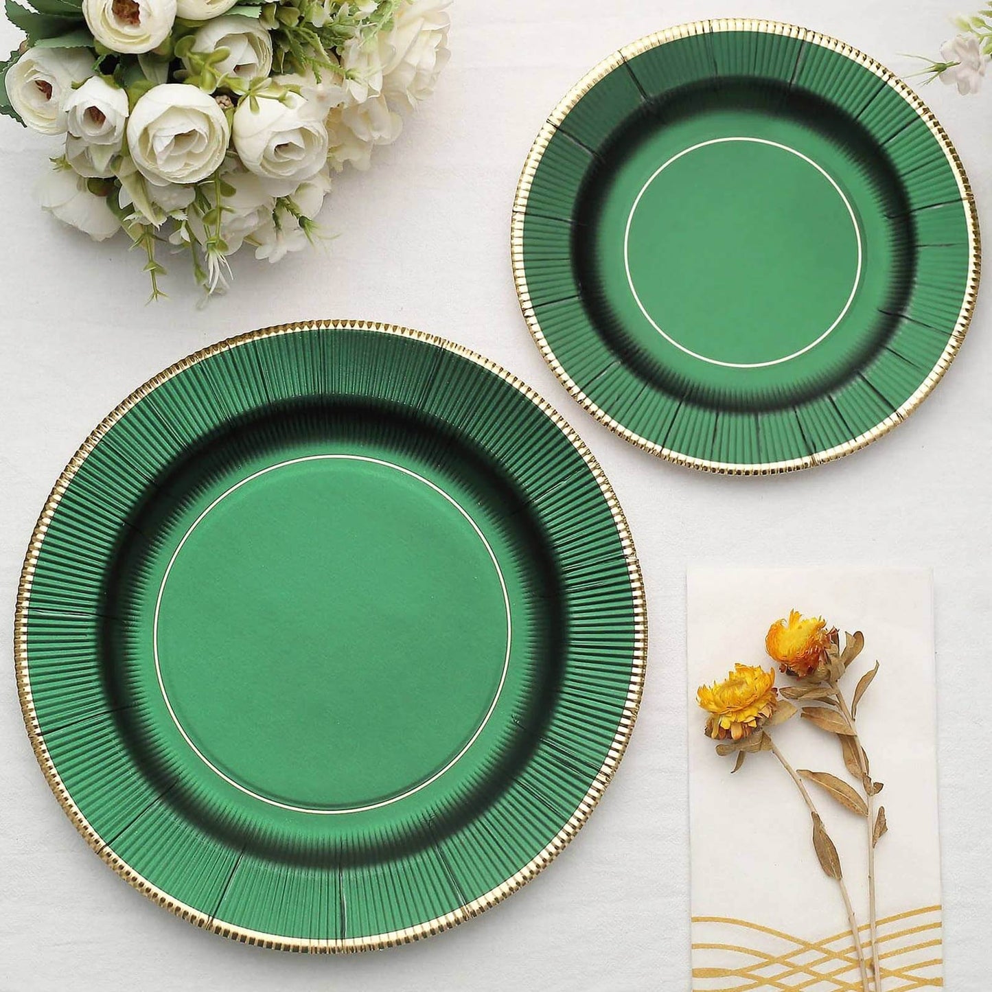 25-Pack Paper 10" Round Dinner Plates in Hunter Emerald Green Sunray Design with Gold Rim - Disposable Heavy Duty 350GSM Party Plates
