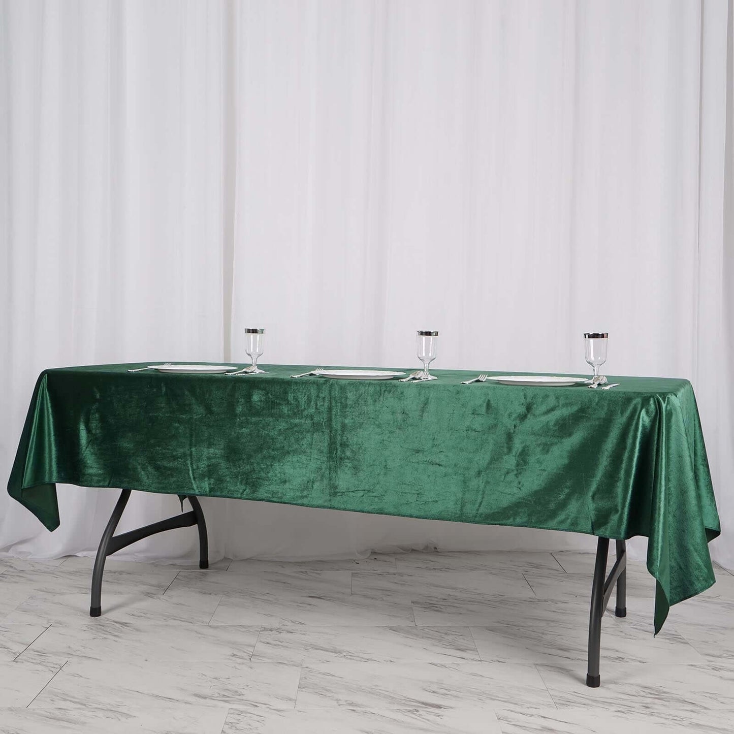 Premium Velvet 60"x102" Rectangle Tablecloth Hunter Emerald Green - Reusable & Soft Table Cover