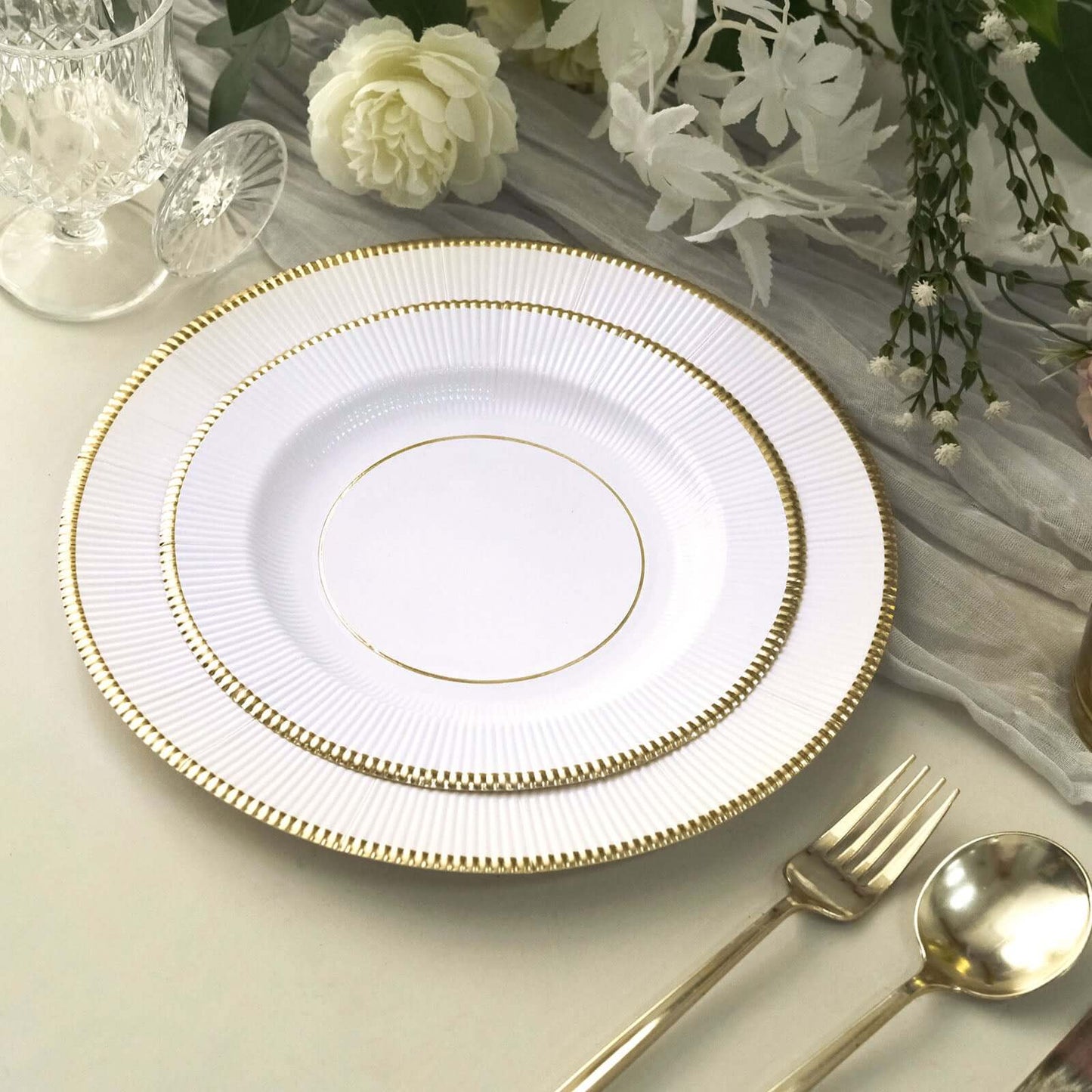 25-Pack Paper 8" Round Dessert Plates in White Sunray Design with Gold Rim - Disposable Heavy Duty 350GSM Appetizer Salad Plates for Banquets & Celebrations