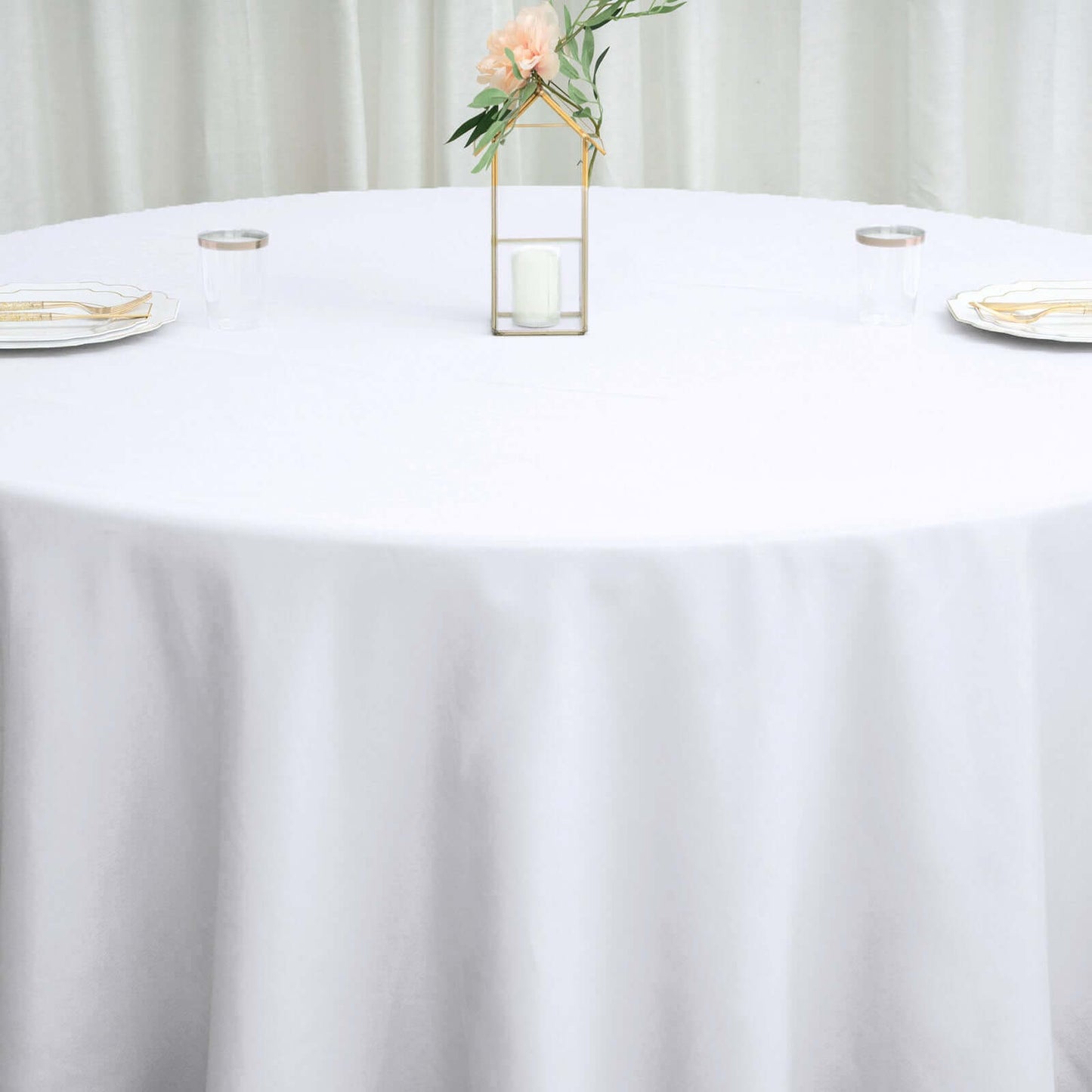 Polyester 120" Round Tablecloth White - Seamless Wrinkle-Resistant Design for Weddings