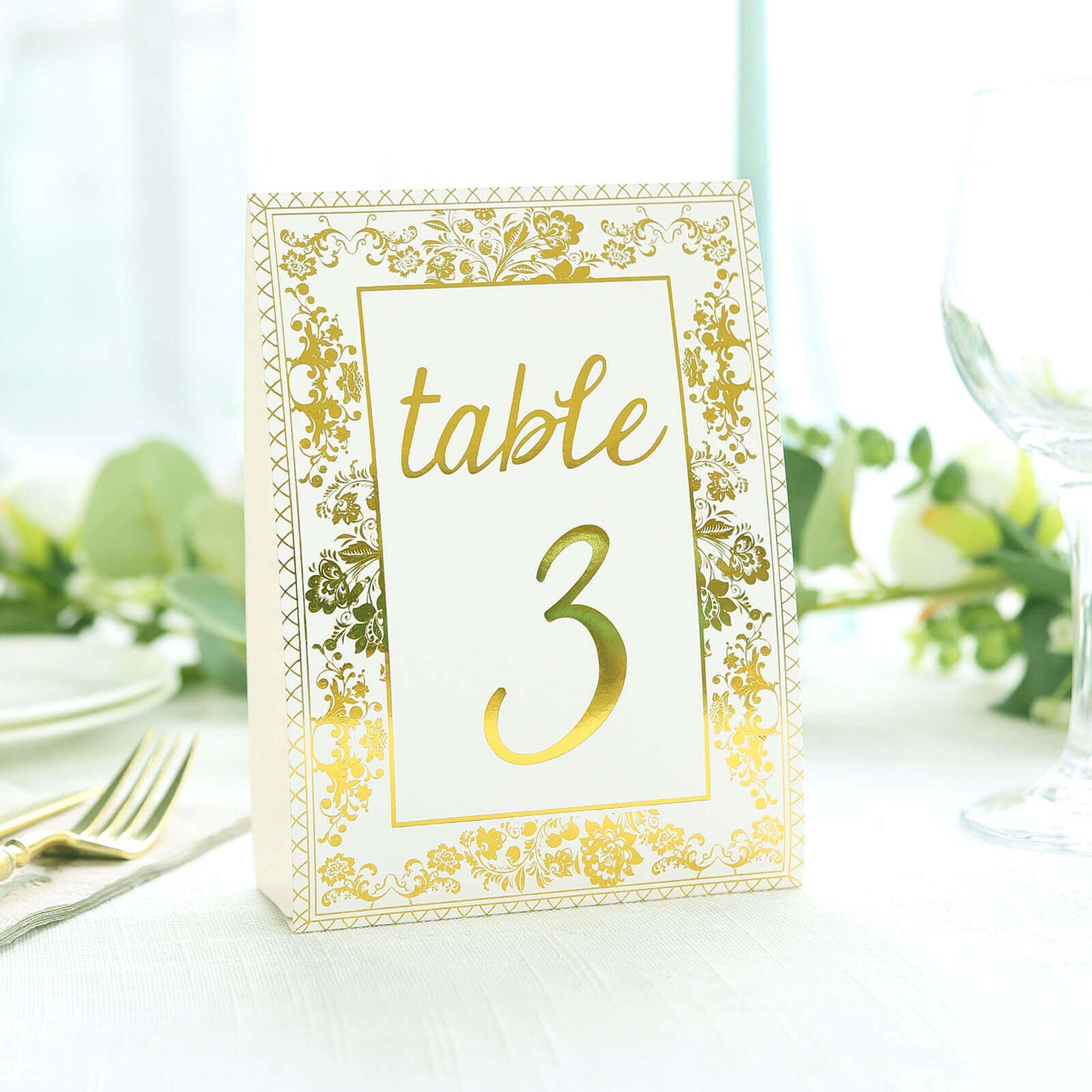 25-Pack Paper Wedding Table Numbers 1-25 White/Metallic Gold French Toile Design with Glam Gold Foil Numbers 7"