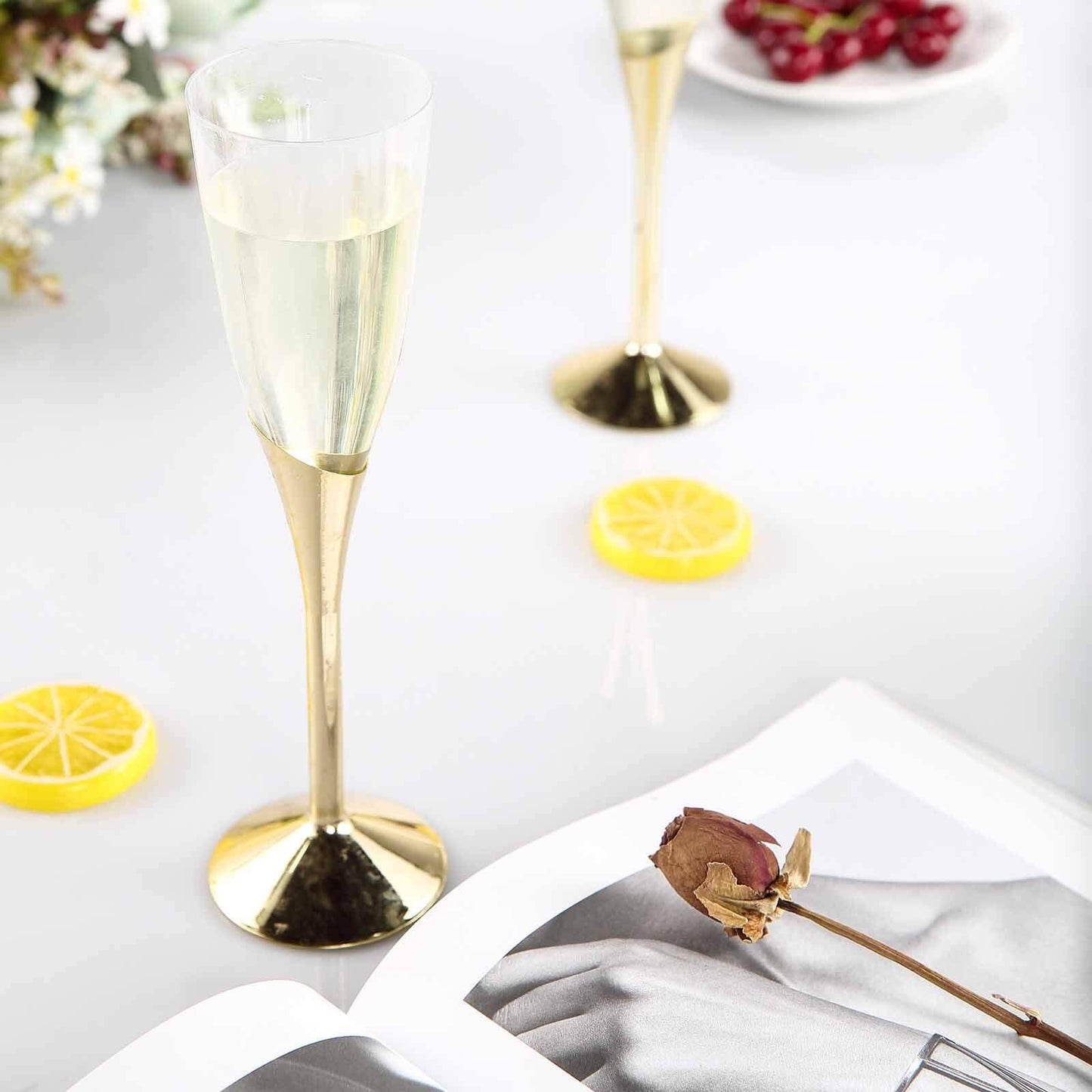 6-Pack Plastic Champagne Flutes Clear/Gold - Stylish Disposable Glasses for Toasts 5oz