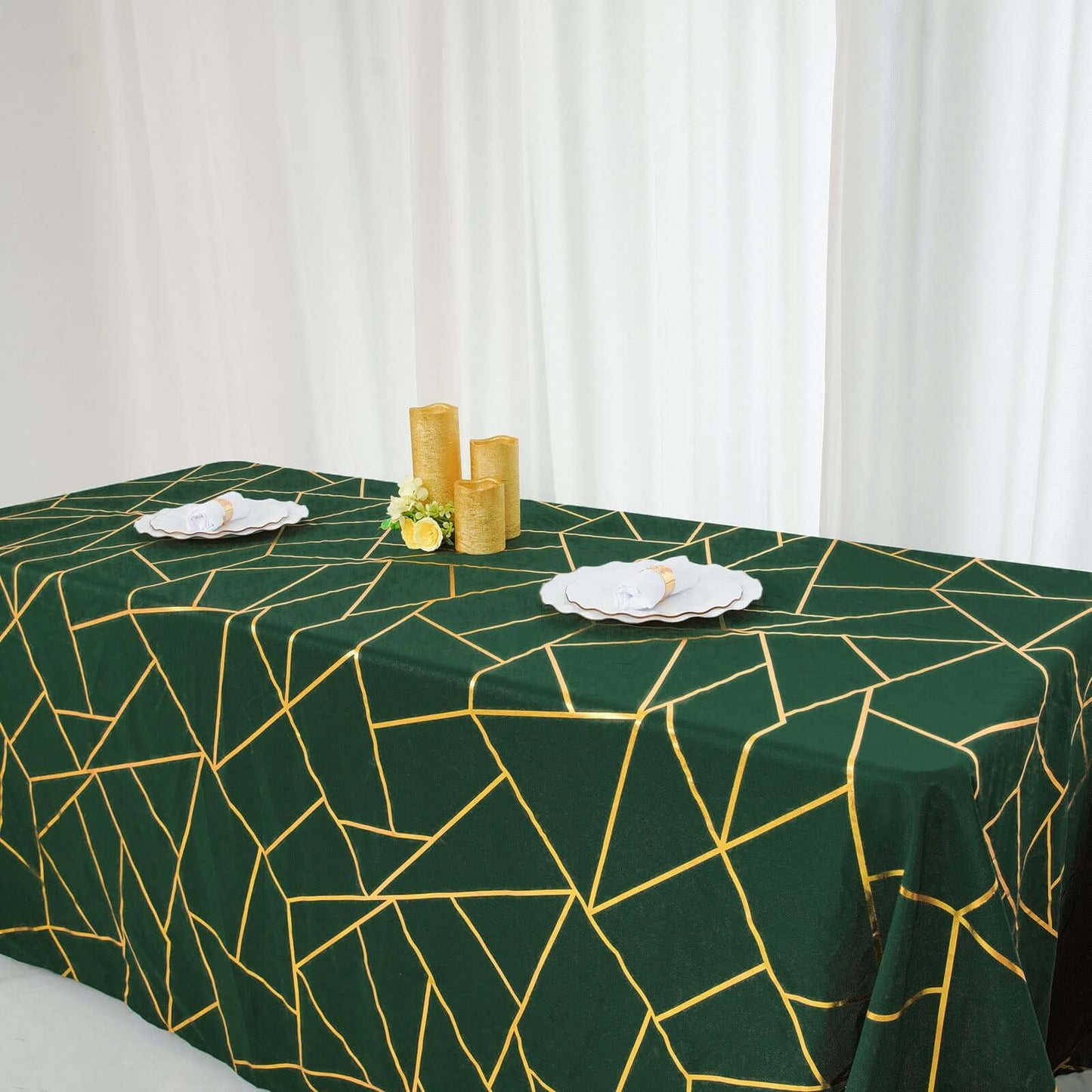 Polyester 90"x156" Rectangle Tablecloth Hunter Emerald Green Seamless with Gold Foil Geometric Pattern - Wrinkle-Resistant Seamless Table Cover for Sophisticated Events
