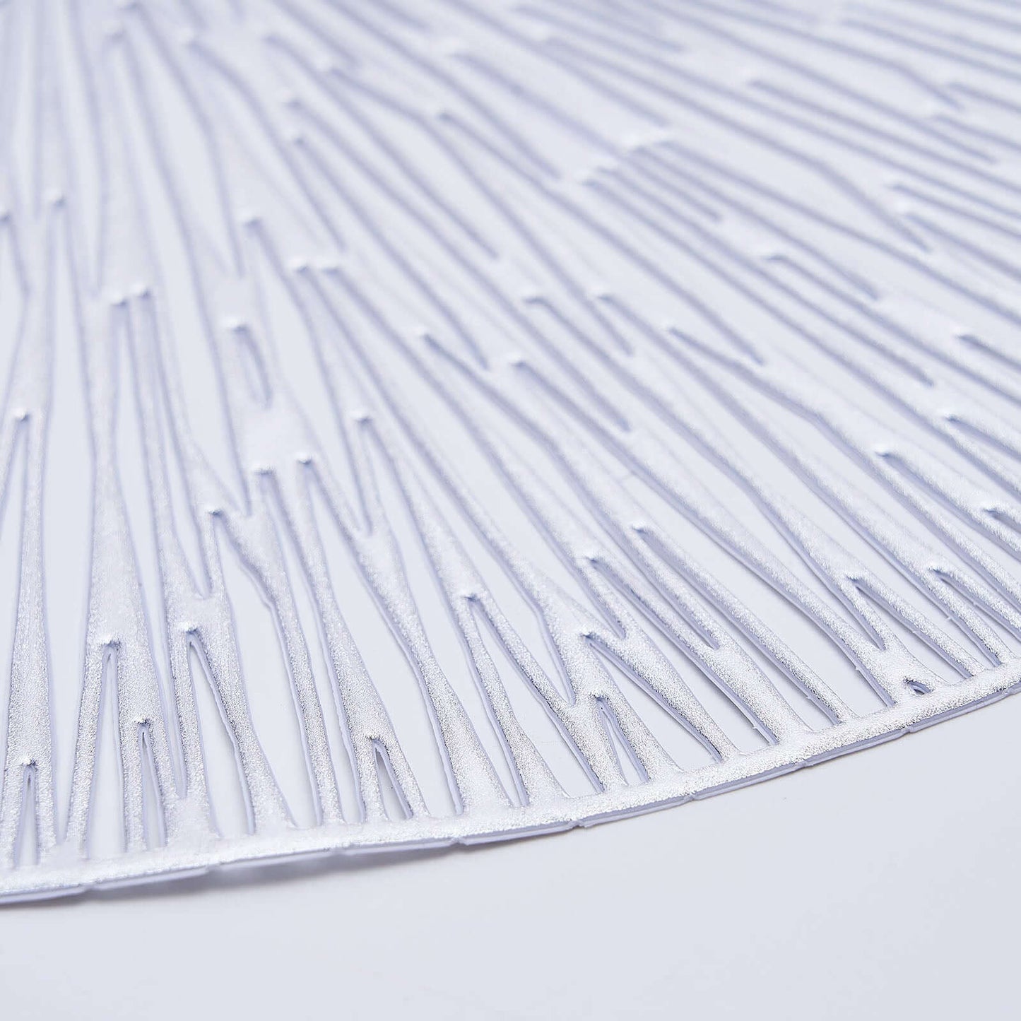 6-Pack Dining Table Mats Spiked Design Silver - Vinyl Non-Slip Surface with Modern Appeal 15"