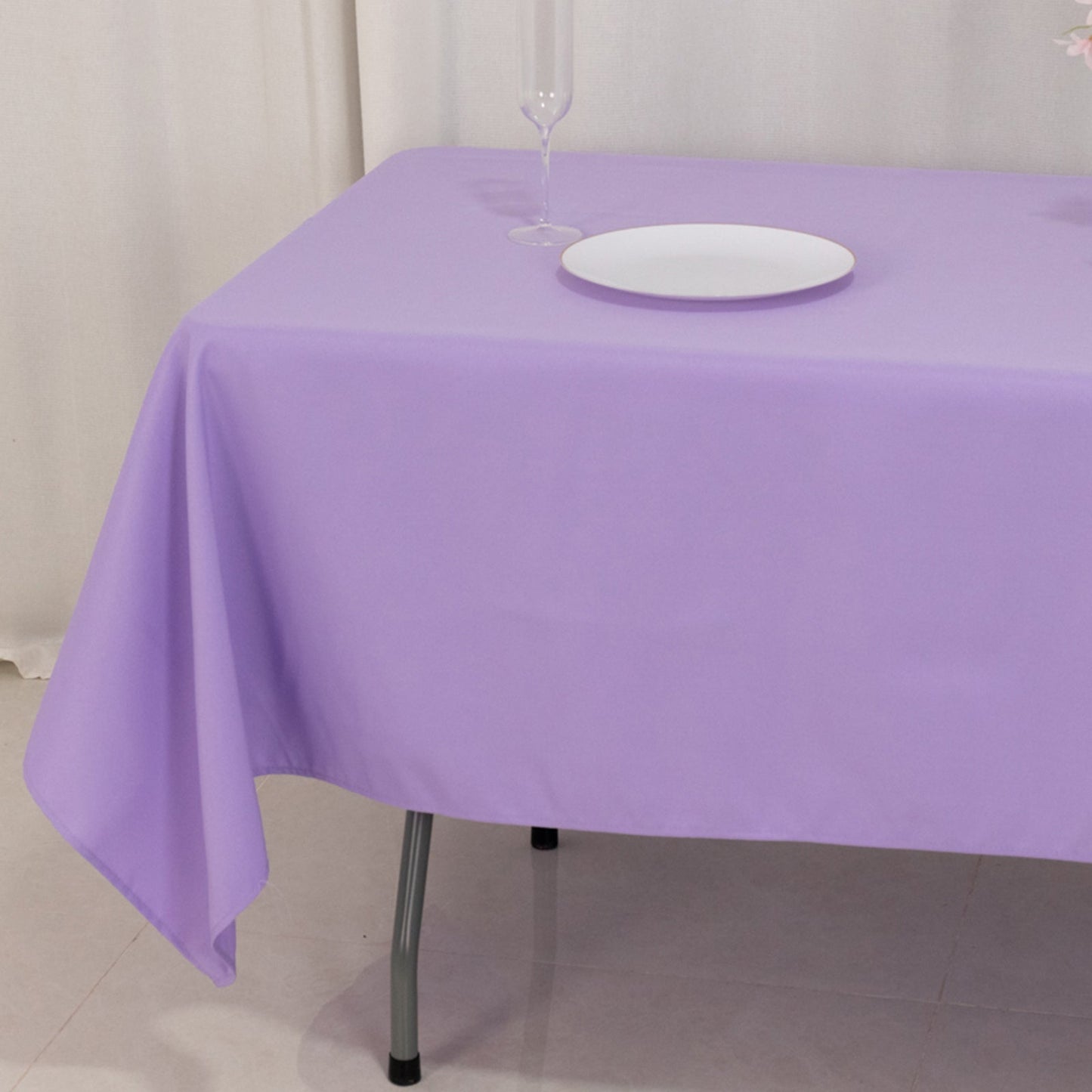 Premium Polyester 60"x102" Rectangle Tablecloth Lavender Lilac - Durable 220GSM Wrinkle-Resistant Table Cover