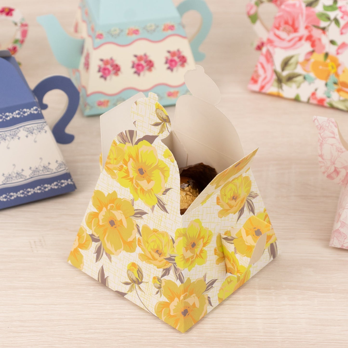 24 Pack Cardboard Favor Boxes in Mixed Vintage Floral Tea Pot Design - Elegant Gift Box for Weddings & Baby Showers - 5"x4"