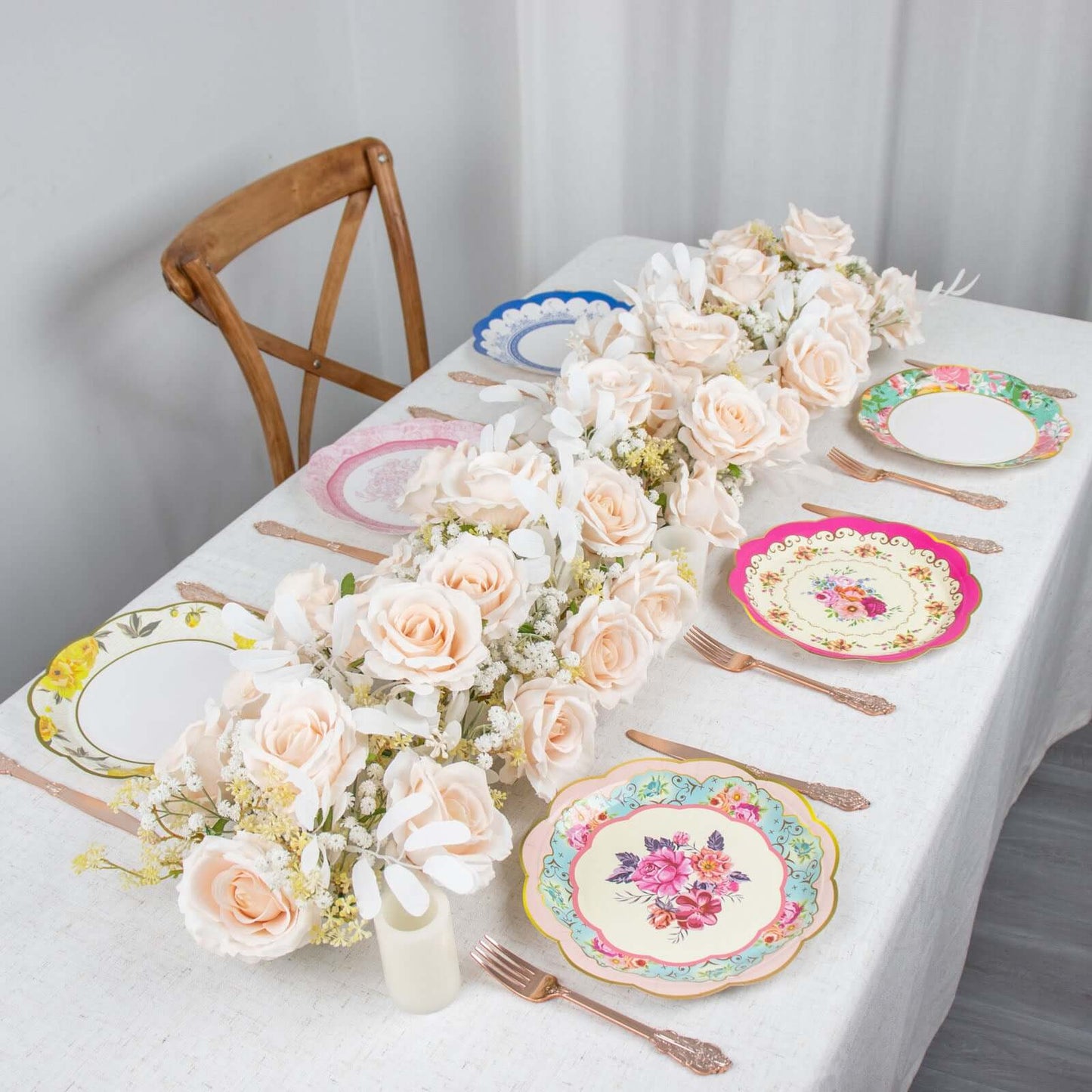 24-Pack Paper 9" Round Dinner Plates in Mixed Floral Print with Scalloped Edge - Disposable Party Plates for Baby Showers & Vintage Themes