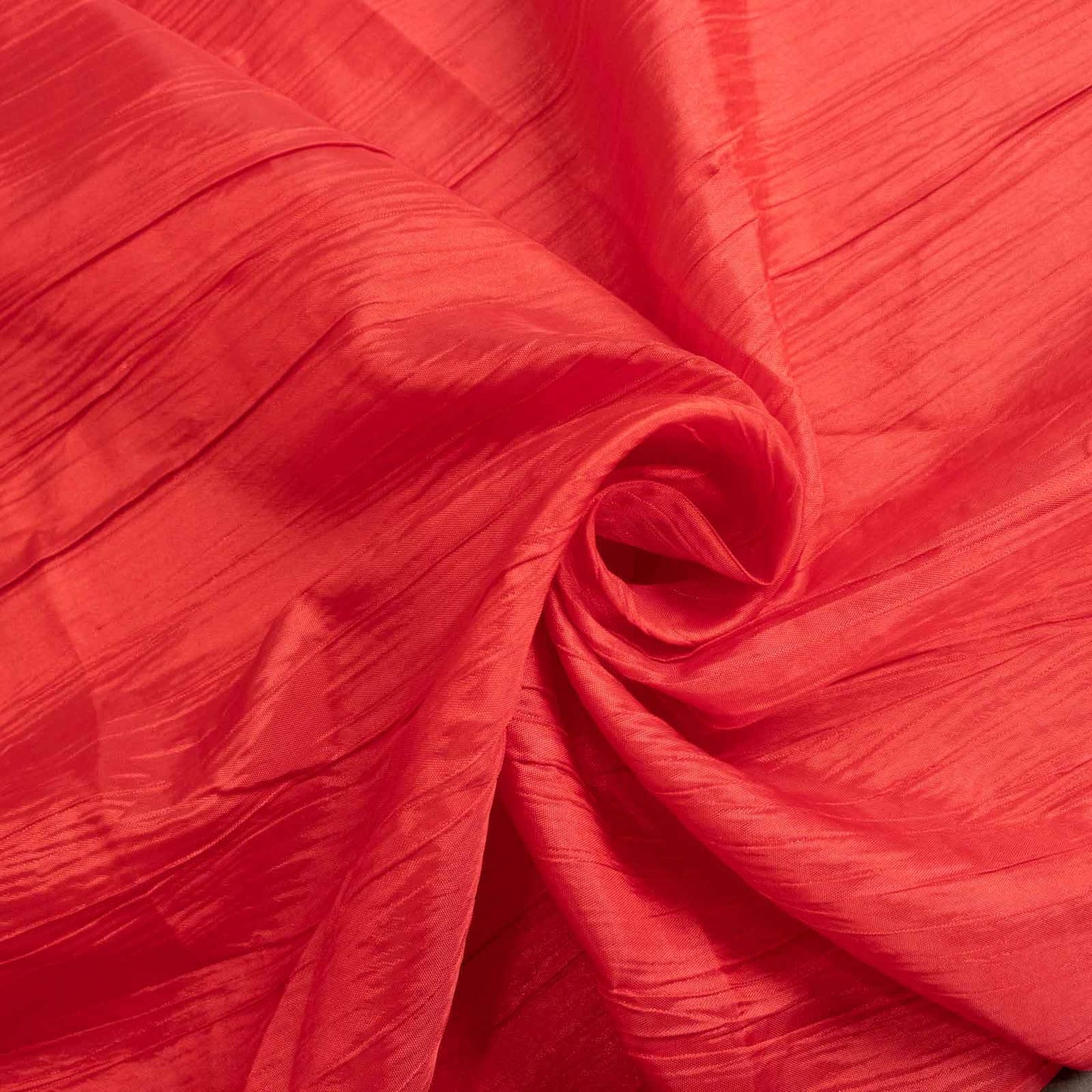 Taffeta 90"x132" Rectangle Tablecloth Red - Seamless Accordion Crinkle Table Cover