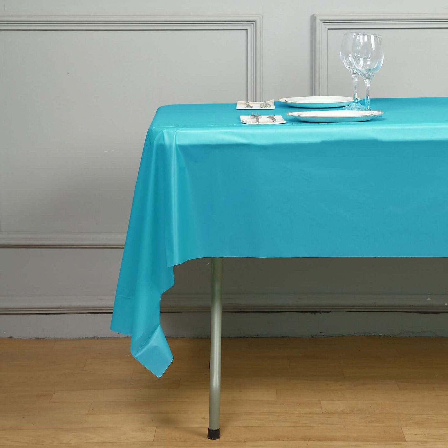 5-Pack Plastic Table Covers Turquoise Rectangle - Reliable PVC Disposable Covers for Gatherings 54"x108"