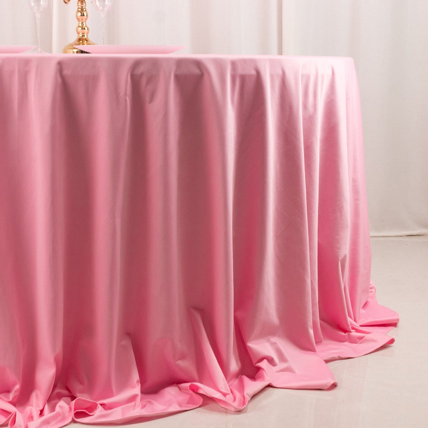 Scuba Round 132" Tablecloth Pink - Wrinkle Free & Stain Resistant Seamless Table Cover