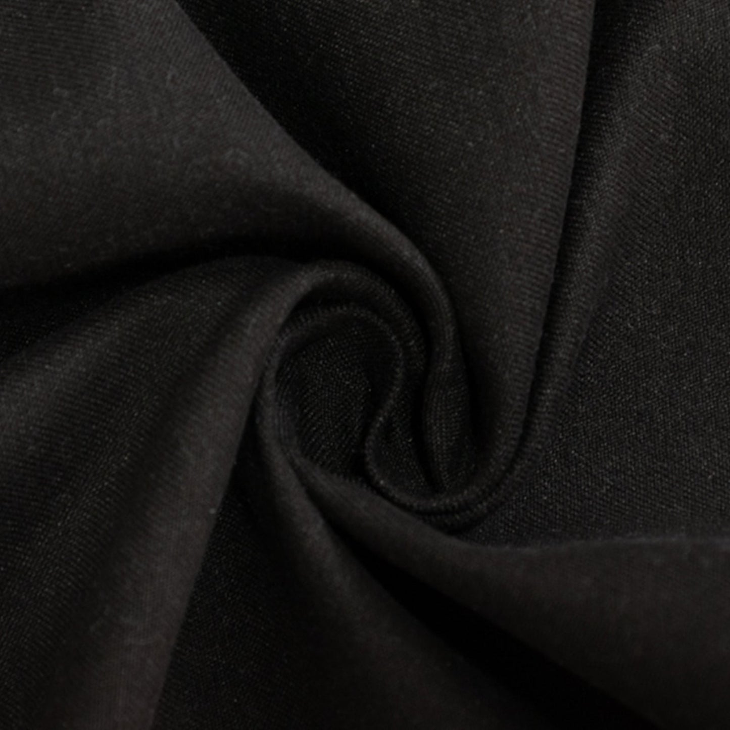 Cotton Blend 70" Round Tablecloth Black - Wrinkle-Resistant Table Cover